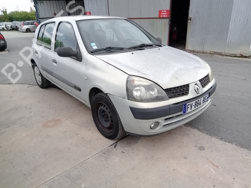 Used Right front fog light RENAULT CLIO II (BB_, CB_) 1.2 (BB0A, BB0F, BB10, BB1K, BB28, BB2D, BB2H, CB0A,... (58 hp) 30590293