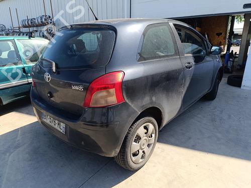Brugte TOYOTA YARIS (_P9_) 1.0 VVT-i (KSP90_, KSP90R) 4757462