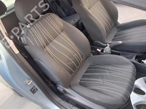 Sæde højre fortil OPEL CORSA D (S07) 1.2 LPG (L08, L68) (80 hp) 31282329