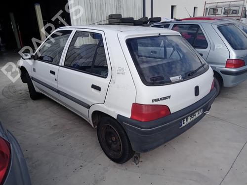 Venstre baglygte PEUGEOT 106 II (1A_, 1C_) 1.0 i (50 hp) 27520354