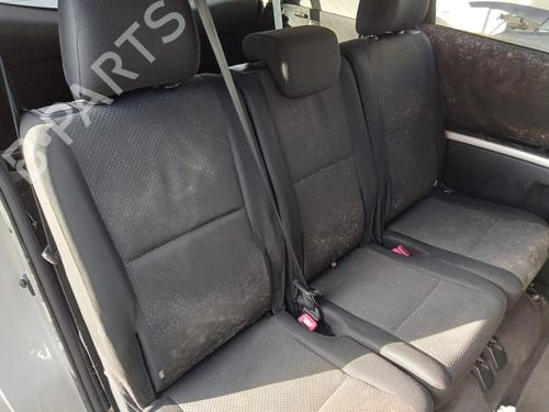 seat-buckle-toyota-corolla-verso-zer_-zze12_-r1_-2004-2005-2006-2007-2008-2009-31178245 main image