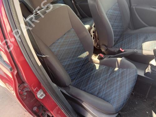Used Right front seat RENAULT CLIO III (BR0/1, CR0/1) 1.5 dCi (BR17, CR17) (86 hp) 26979978