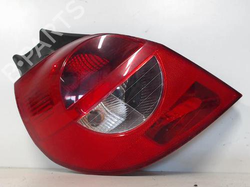 Used Left taillight RENAULT CLIO III (BR0/1, CR0/1) 1.2 16V (BR02, BR0J, BR11, CR02, CR0J, CR11) (75 hp) 26980309