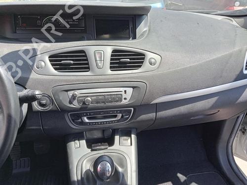 Used Instrument cluster RENAULT SCÉNIC III (JZ0/1_) 1.2 TCe (116 hp) 27025157