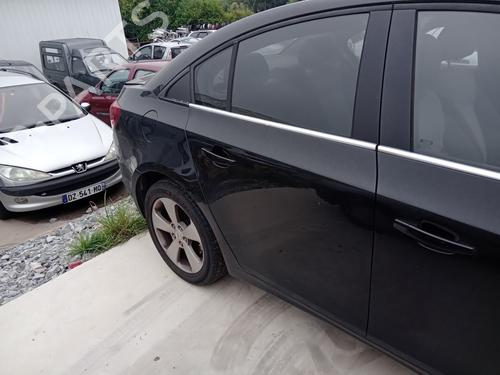 Used Right rear door CHEVROLET CRUZE (J300) 2.0 CDI (163 hp) 27283132