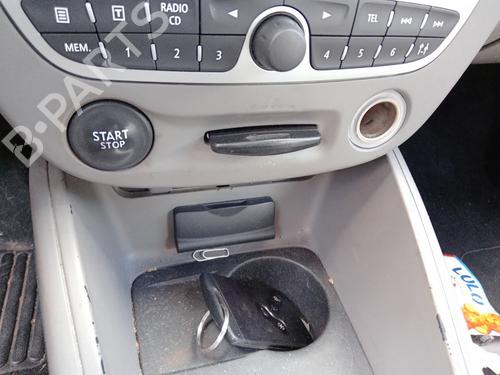 Card reader RENAULT MEGANE III Hatchback (BZ0/1_, B3_) 1.4 TCe (BZ0F, BZ1V) 285909828R