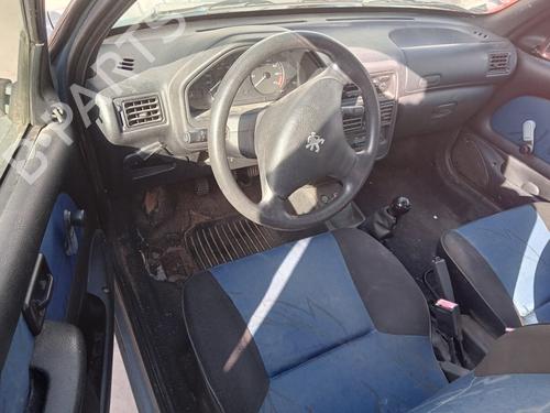 Used Driver airbag PEUGEOT 106 II (1A_, 1C_) 1.1 i (60 hp) 27520290