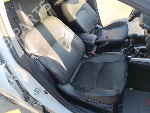 Used Front right seatbelt Front right seatbelt CITROËN C4 AIRCROSS 1.8 HDi 150 AWC (150 hp) 40151317 40151317