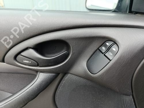 Used Left front window switch Left front window switch FORD FOCUS I (DAW, DBW) [1998-2009] 36400388 36400388