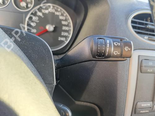 Used Steering column stalk Steering column stalk FORD FOCUS II (DA_, HCP, DP) 1.6 TDCi (90 hp) 39762060 39762060