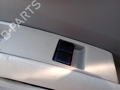 Used Left front window switch NISSAN MICRA III (K12) 1.2 16V (80 hp) 27021109