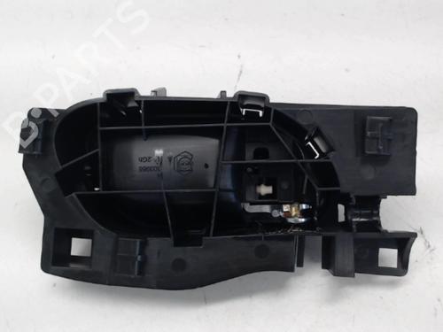 Used Front left interior door handle PEUGEOT 208 I (CA_, CC_) 1.5 BlueHDI 100 (102 hp) 27010621