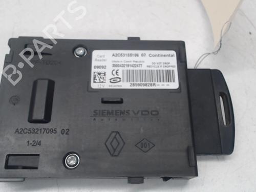 Card reader RENAULT MEGANE III Hatchback (BZ0/1_, B3_) 1.5 dCi (BZ09, BZ0D, BZ1W, BZ29, BZ14) | BP26999713E4 