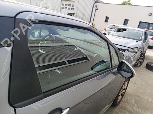 Used Front right door window Front right door window CITROËN DS3 (SA_) 1.6 VTi 120 (120 hp) 40530015 40530015
