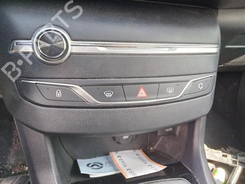 Used Warning switch PEUGEOT 308 SW II (LC_, LJ_, LR_, LX_, L4_) 1.5 BlueHDi 100 (102 hp) 28542481