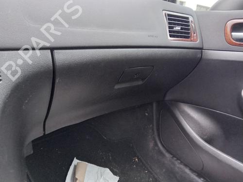 Used Glove box PEUGEOT 307 (3A/C) 2.0 HDi 110 (107 hp) 32185918