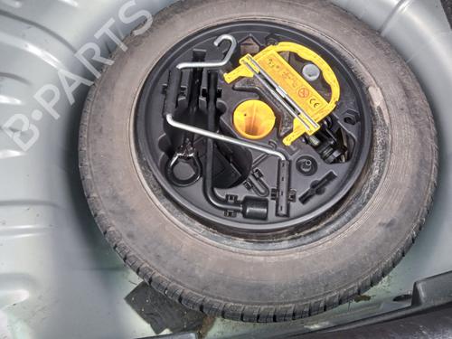 Used Jack Kit Jack Kit RENAULT CLIO I (B/C57_, 5/357_) [1990-1999] 34380229 34380229