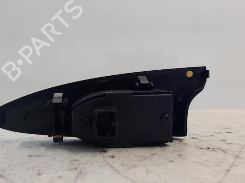 Used Right rear window switch Right rear window switch ALFA ROMEO GIULIETTA (940_) 2.0 JTDM (940.FXL1A) (140 hp) 27021864 27021864