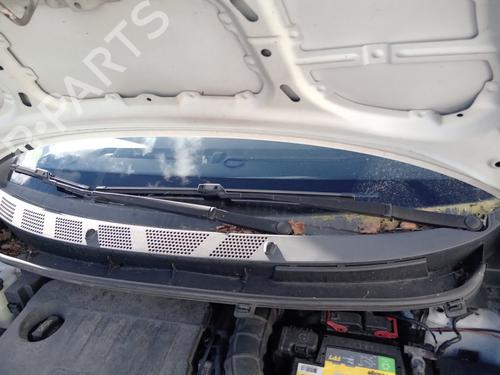 Used Front windshield wiper arm HYUNDAI ix20 (JC) 1.4 CRDi (78 hp) 26989310