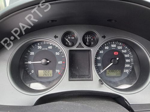 Kombiinstrument SEAT IBIZA III (6L1) 1.4 16V (86 hp) 26984979
