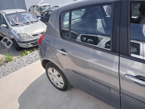 Dør højre bagtil RENAULT CLIO III (BR0/1, CR0/1) 1.5 dCi (C/BR0G, C/BR1G) (68 hp) 27017150