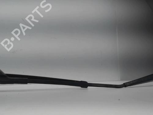 Used Front windshield wiper arm VW POLO (9N_, 9A_) 1.4 TDI (70 hp) 27011075