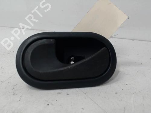 Used Front left interior door handle RENAULT CLIO III (BR0/1, CR0/1) 1.5 dCi (BR17, CR17) (86 hp) 30689858