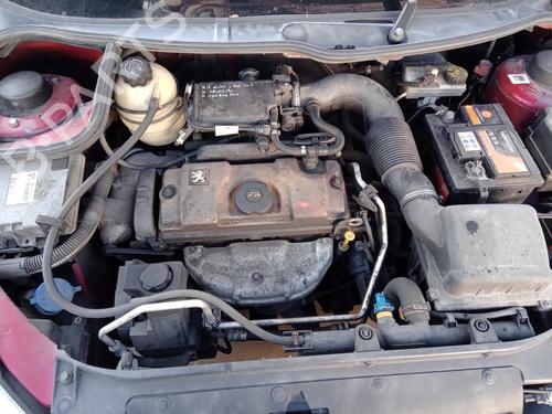 Used Expansion tank PEUGEOT 206 Hatchback (2A/C) 1.4 i (75 hp) 26997220