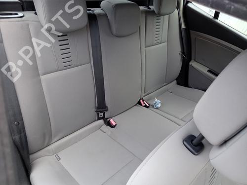 Used Rear left seatbelt Rear left seatbelt RENAULT MEGANE III Hatchback (BZ0/1_, B3_) 1.4 TCe (BZ0F, BZ1V) (131 hp) 28352337 28352337