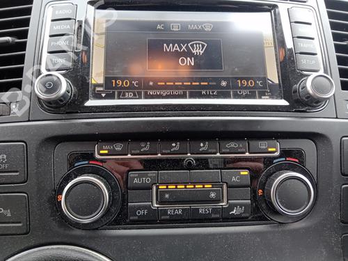 Klimabedienteil für VW TRANSPORTER T5 Bus (7HB, 7HJ, 7EB, 7EJ) 2.0 BiTDI (180 hp) 32361727