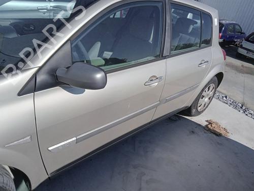 Used Left front door RENAULT MEGANE II (BM0/1_, CM0/1_) 1.5 dCi (BM1E, CM1E) (106 hp) 26986083