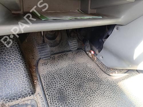 clutch-pedal-renault-trafic-ii-van-fl-2001-39627451 main image