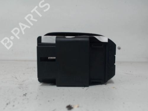 Interruttore Interruttore PEUGEOT 206 Hatchback (2A/C) 1.4 HDi eco 70 (68 hp) 32137657 32137657