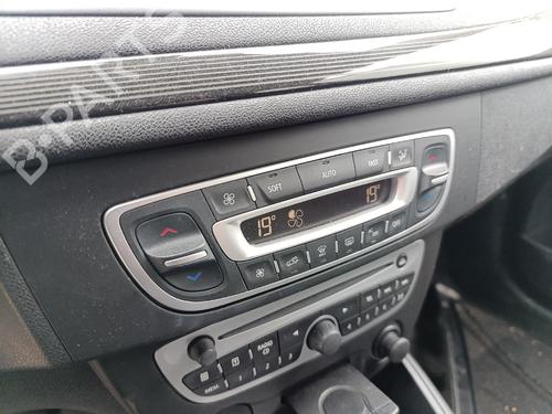 Used Climate control Climate control RENAULT MEGANE III Grandtour (KZ0/1) 1.5 dCi (KZ09, KZ0D, KZ1G, KZ29, KZ14, KZ1W, KZ10, KZ1F,... (110 hp) 40265057 40265057