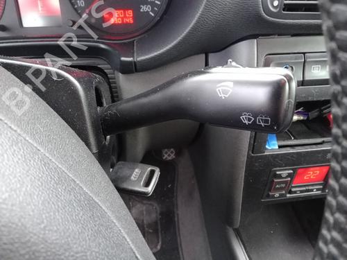 Commodo Essuie Glace / Phare AUDI A3 (8L1) 1.6 (101 hp) 32111048