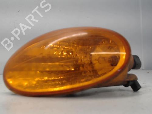 Used Left front indicator FIAT MULTIPLA (186_) 1.9 JTD 105 (186AXB1A) (105 hp) 27010845