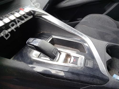 Used Switch PEUGEOT 3008 II SUV (MC_, MR_, MJ_, M4_) 1.6 BlueHDi 120 (120 hp) 27012850