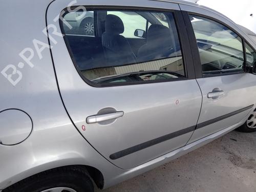 Used Right rear door PEUGEOT 307 (3A/C) 1.6 16V (109 hp) 29206063