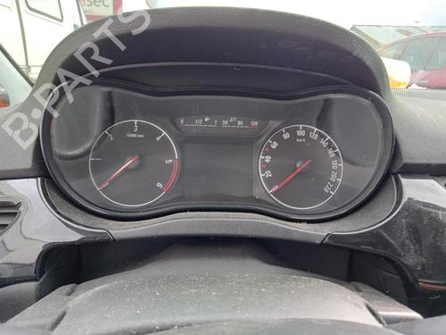 instrument-cluster-opel-corsa-e-x15-2014-27015698 main image