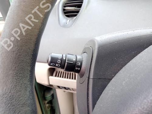 Commutateur RENAULT SCÉNIC II (JM0/1_) 1.5 dCi (JM02, JM13) (101 hp) 30792546