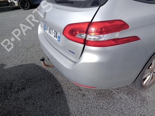 Højre baglygte bagklap PEUGEOT 308 SW II (LC_, LJ_, LR_, LX_, L4_) 1.6 BlueHDi 120 (120 hp) 30099177
