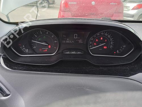 Used Instrument cluster Instrument cluster PEUGEOT 208 I (CA_, CC_) 1.2 VTI 82 (82 hp) 32864556 32864556
