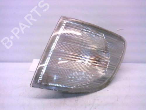 Used Left front indicator MERCEDES-BENZ VITO Van (W638) 112 CDI 2.2 (638.094) (122 hp) 26984379