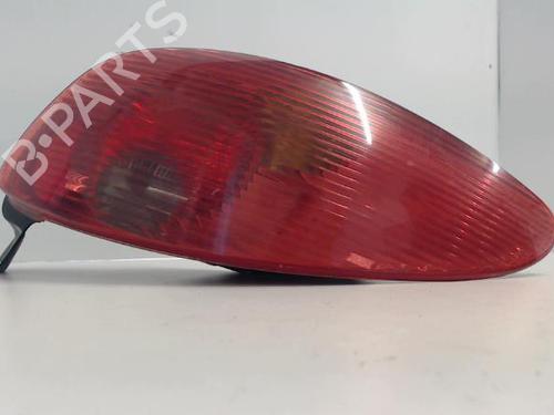 Høyre baklys PEUGEOT 206 Hatchback (2A/C) 1.4 HDi eco 70 (68 hp) 30507263