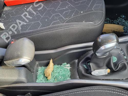 Used Gear lever PEUGEOT 2008 I (CU_) 1.2 VTi (82 hp) 26998354