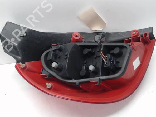 Right taillight RENAULT CLIO III (BR0/1, CR0/1) 1.5 dCi (BR17, CR17) | BP26983513C35 