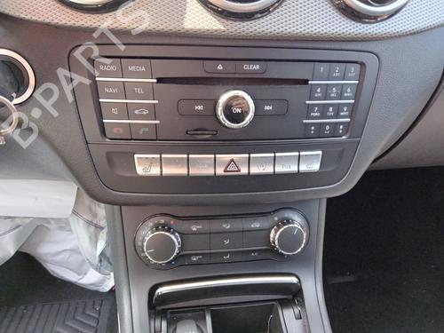 Used Radio MERCEDES-BENZ B-CLASS Sports Tourer (W246, W242) B 200 (246.243) (156 hp) 26999886