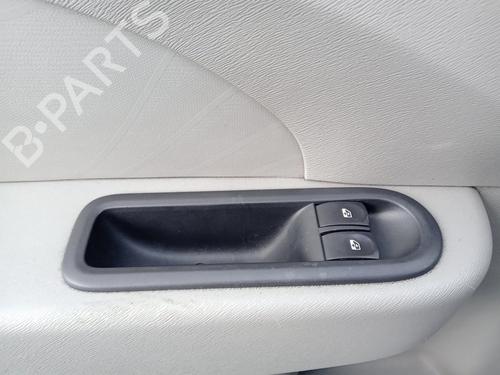 BP29969048I27 main image