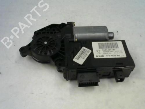 Vindusheismotor høyre foran PEUGEOT 307 (3A/C) 2.0 HDi 110 (107 hp) 27022652