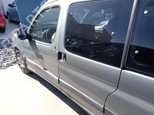 Used Left slide door PEUGEOT PARTNER Box Body/MPV (5_, G_) 1.9 D (69 hp) 27000675